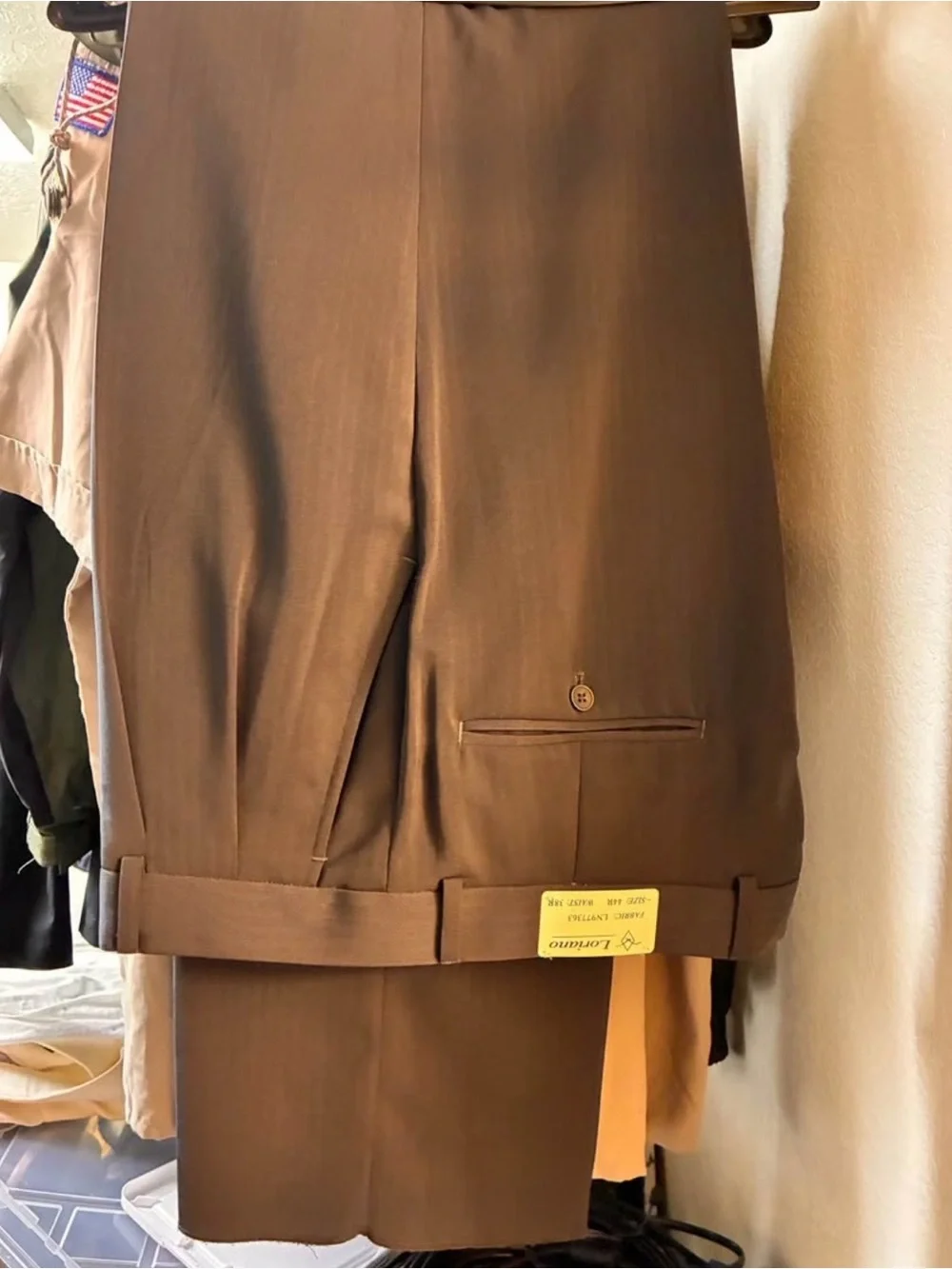 Loriano this suit